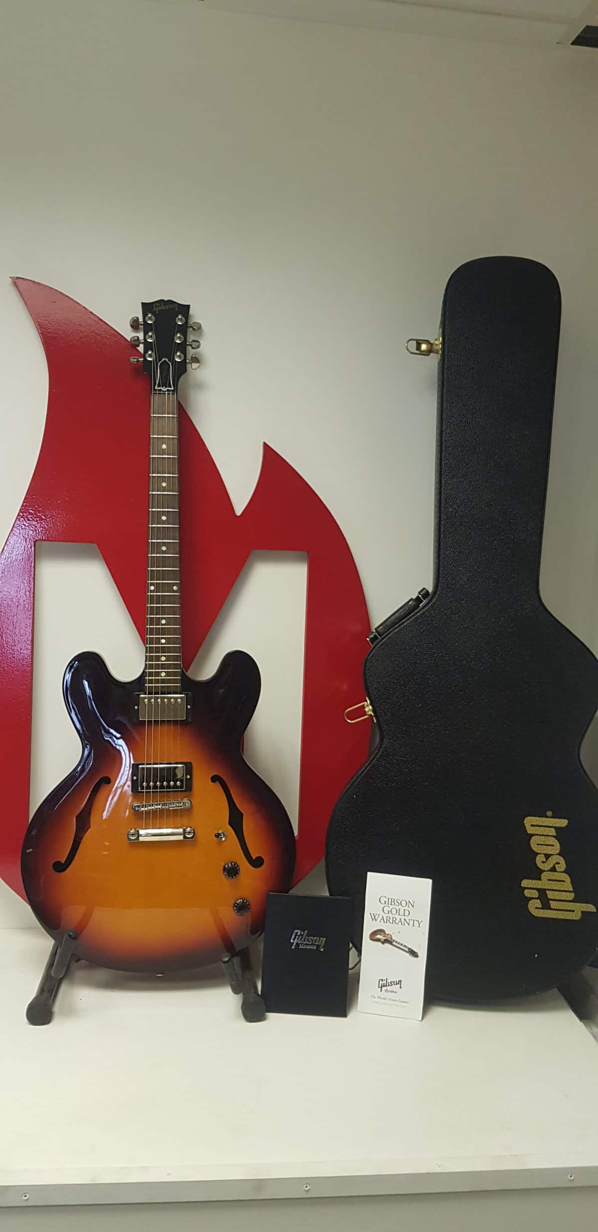 SOLD - Gibson - ES-335 - Memphis Studio Ginger Burst - Image 8