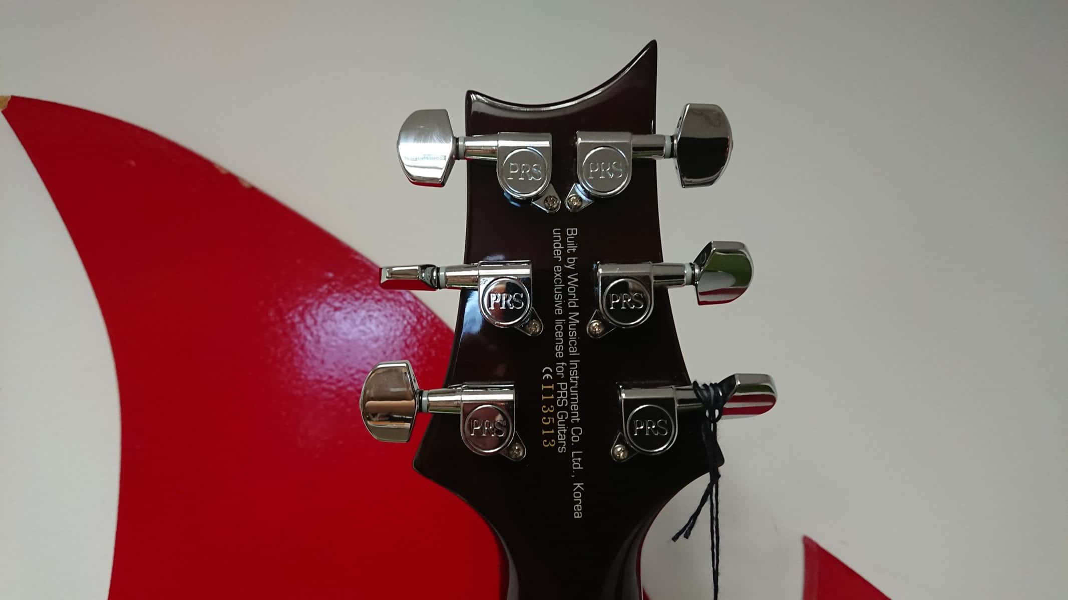 PRS SE - SINGLECUT - Sunburst - Image 12